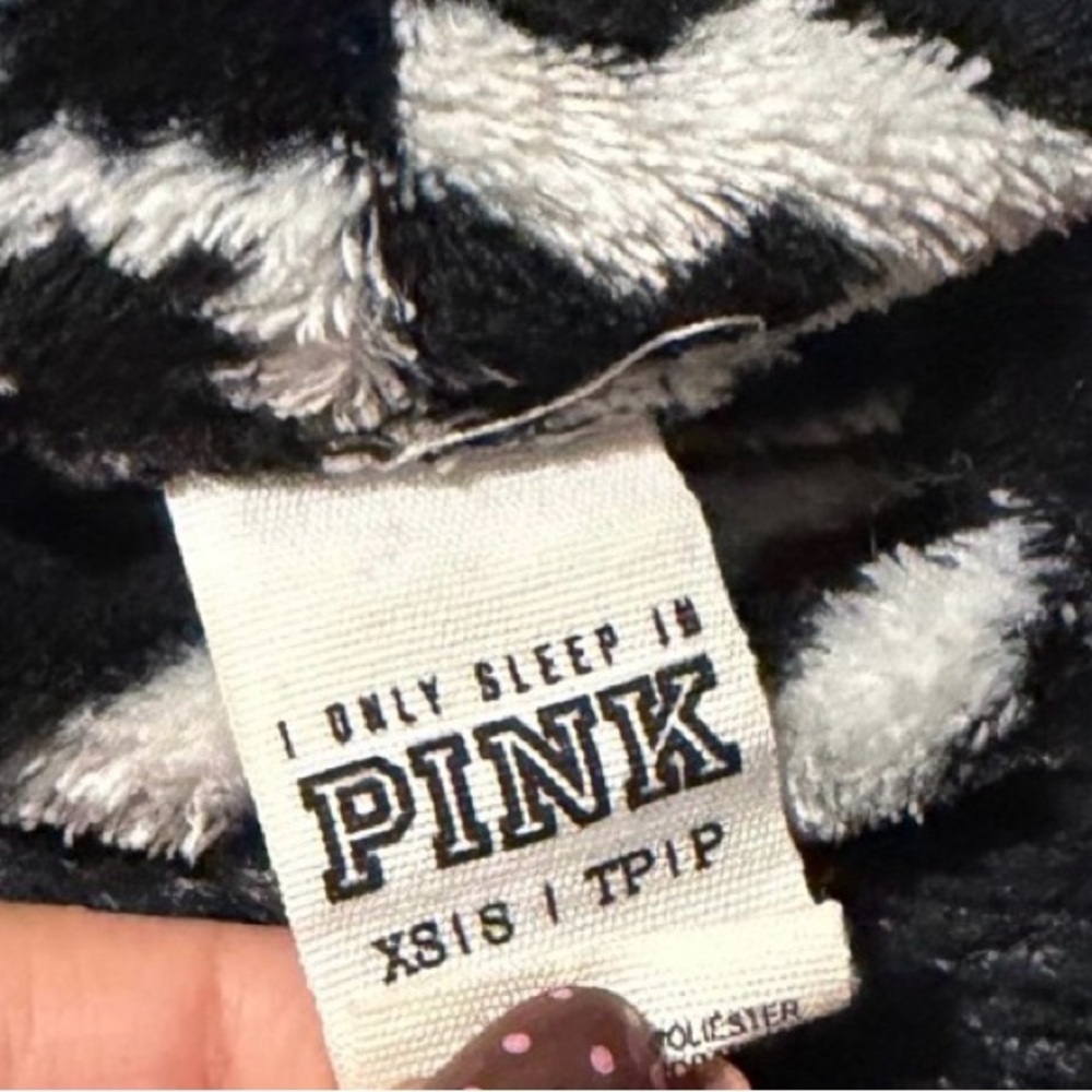 Victoria Secret PINK Robe - Picture 2 of 2
